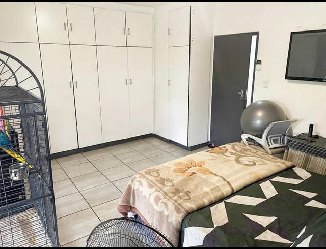 4 BEDROOM PROPERTY TO RENT IN OCEAN VIEW